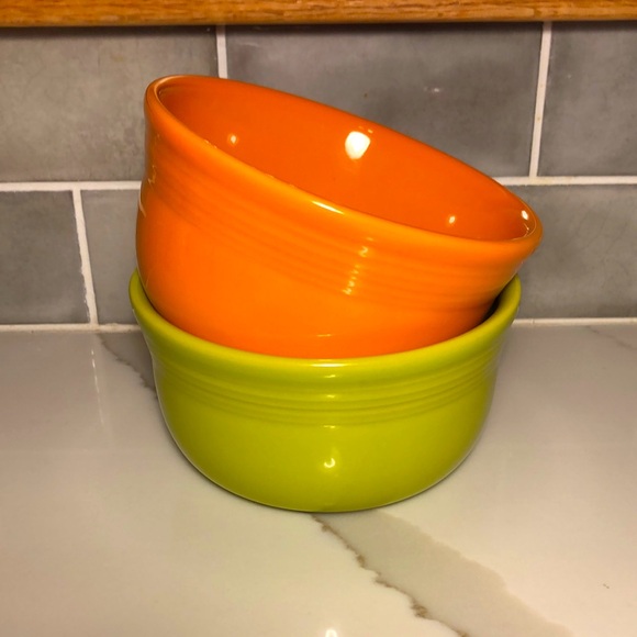 FIESTAWARE GUSTO Bowls. Lemongrass, butterscotch - Picture 1 of 4